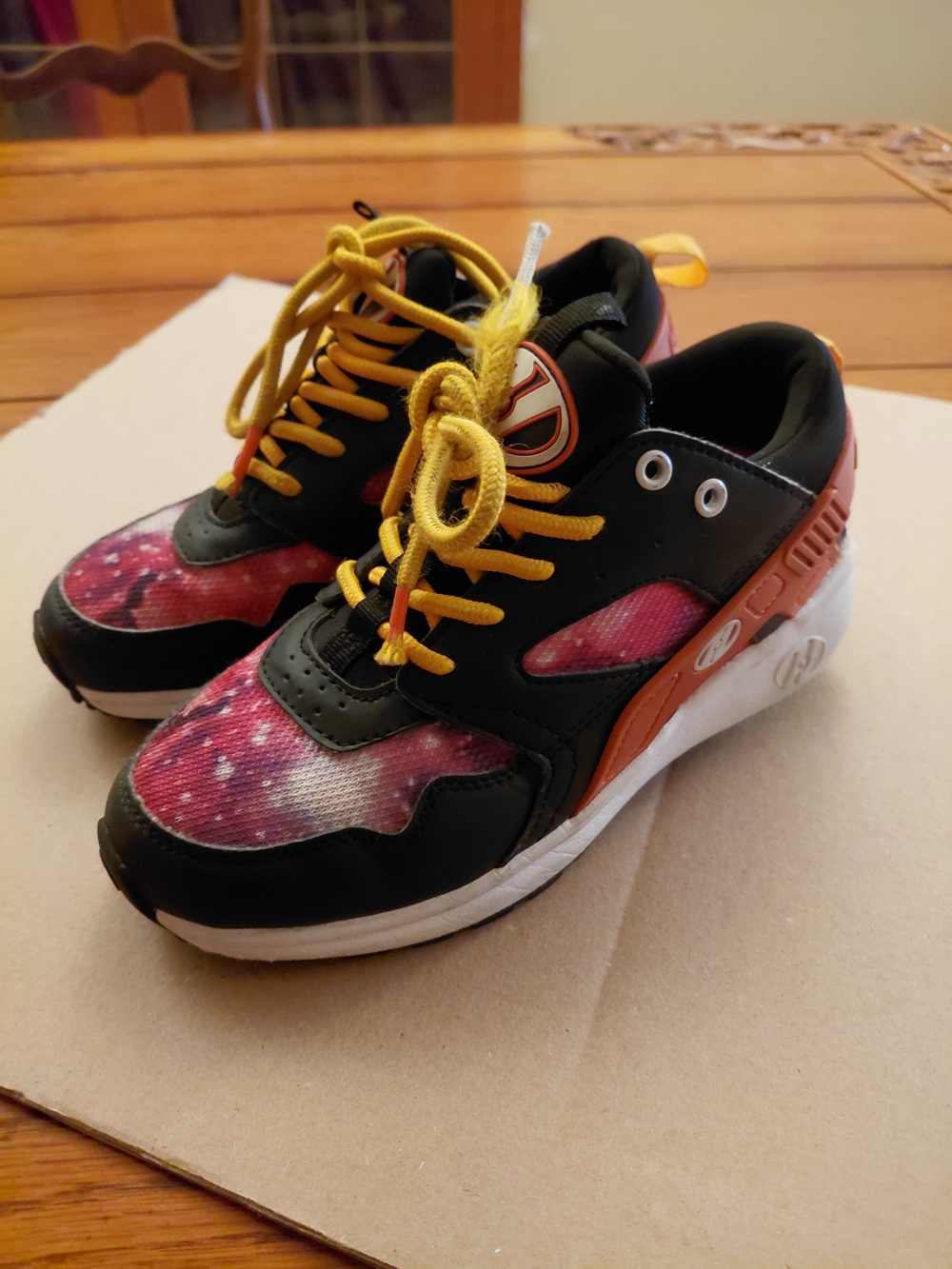 Heelys Galaxy Wheels Low Top Lace Up Sneaker Black/Pink/Orange US 3